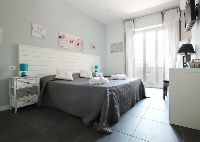 Le Cupole 4* רומא